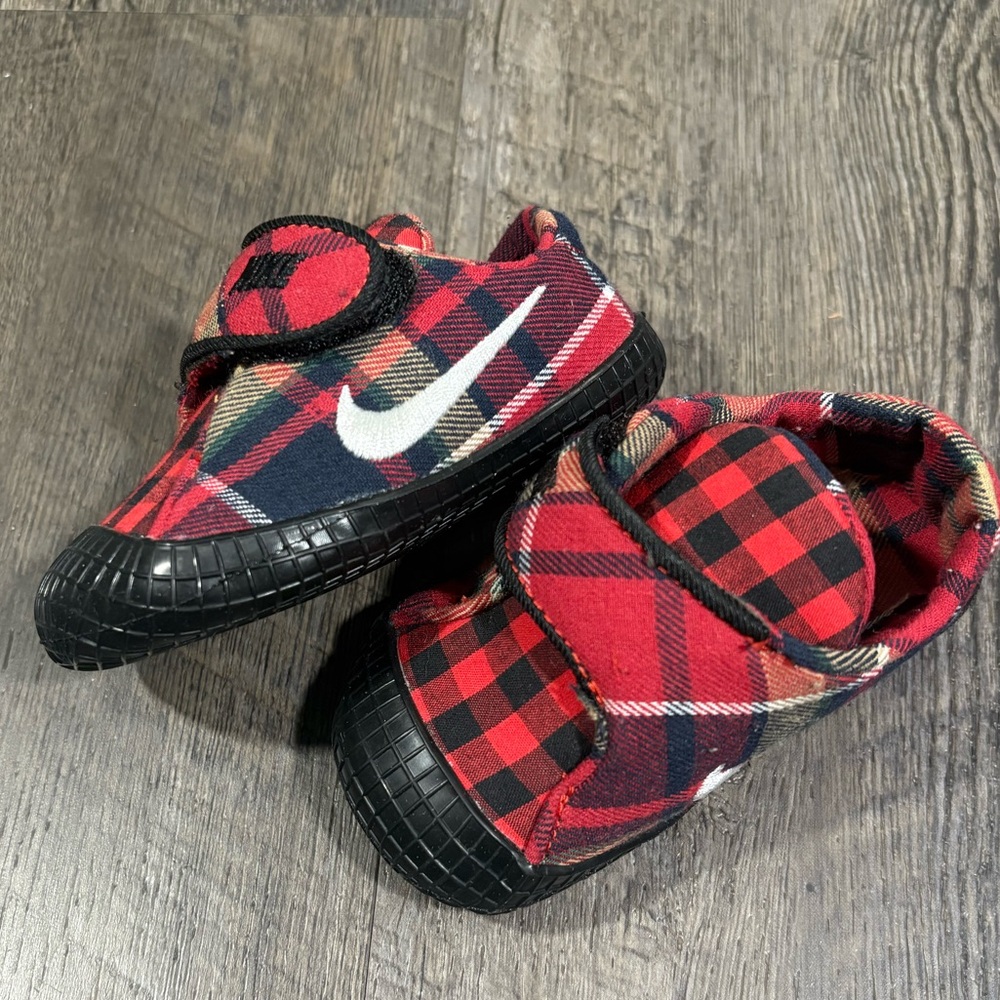 NEW | NIKE Waffle 1 PRM Shoes